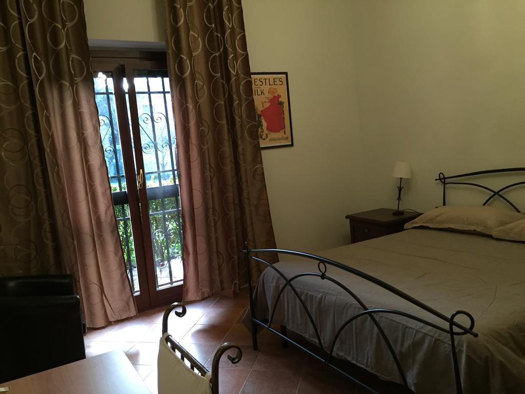 B&B Le Querce Formello Szoba fotó
